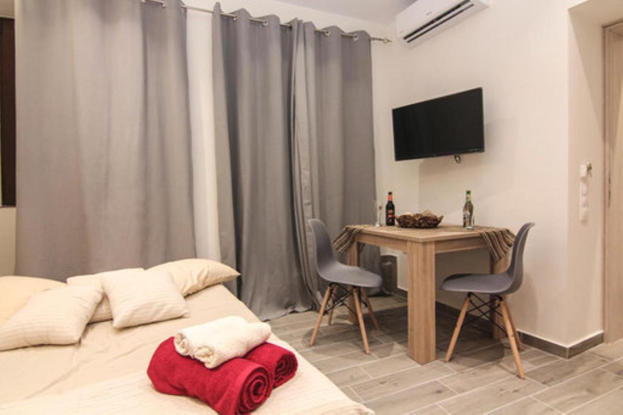 Contemporary Studios Old Port By Corfuescapes Corfu  Exterior foto